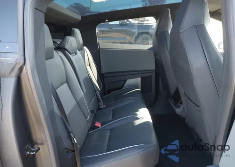 2025 Tesla Cybertruck All-Wheel Drive z USA, uszkodzony, nr VIN 7G2CEHED0SA059251